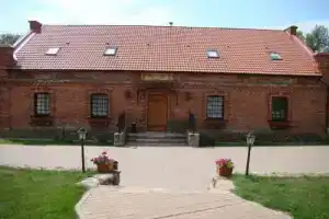 Panski Maentak Sula, Сула
