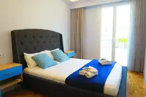 Nestor&Jeeves - BLEU AZUR VUE MER - Central - Very close sea, Ницца