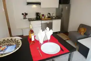 Le Palermo AP3095, Ницца