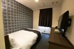 The Grandeur Hotel, Кавасаки