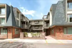 Chateau Chaumont 1 - 2 Br condo by RedAwning, Аспен