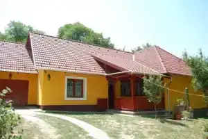 Csukavlgyi Apartman, Вишеград