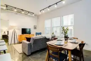 Biz Travel Luxury 2 Bd/2 Bath 6 Min Walk To Beale, Мемфис