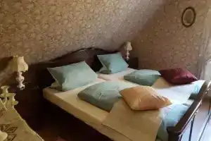 Ferienwohnung Am Altenberg, Лар