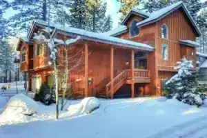 2273 Eloise Ave Duplex - 4 Br apts by RedAwning, Саут-Лейк-Тахо