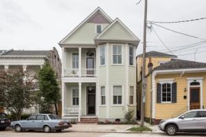 Hip 2BR in Lower Garden District by Sonder, Новый Орлеан