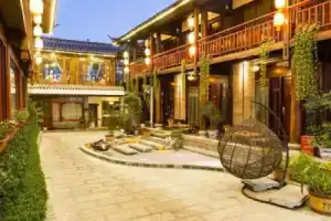 Manshe Huayuan Inn, Лицзян