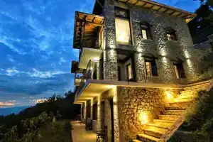 Almond House Suites Arachova - Adults Only, Арахова