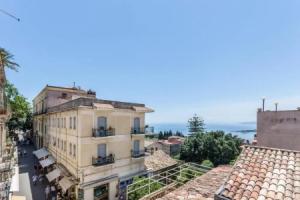 Teatro Greco Balcony Apartment, Таормина