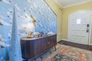 Charming Columbus Retreat 3BR Pool&Games, Колумбус