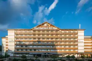 Residence Hotel & Club, Доновалы