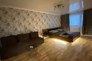 2 комнатная квартира, до 6 спальных мест(КБ-75,Ашан, Метро,Эпицентр), Кривой Рог