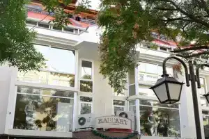 Элегантный комплекс «Элегант», Параджик