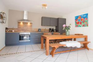 Beautiful apartment in Winterberg with balcony near ski lift, Винтерберг