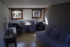 B3 Bed Breakfast Boat, Гент