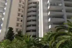Azul Rentals Benidorm flat, Бенидорм