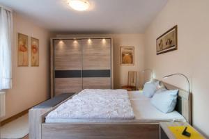 Ferienpark Freesenbruch Wohnung 4 1 - Boddenkiker, Цингст