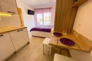 Apartman Kira 2, Цриквеница