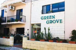 Green Grove Guest House, Сент-Джулианс