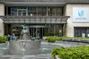 Uhotel, Любляна