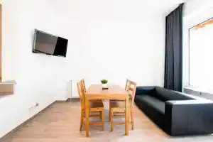 Tolstov-Hotels Large Apartment, Дюссельдорф