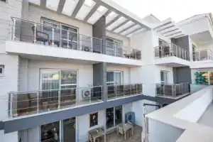 Twins Hotel Çeşme, Чешме