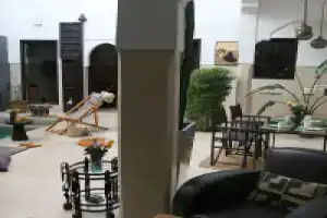 Отель «Riad Dar Massaï», Марракеш