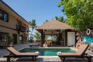Villas des Alizes beachfront suites and garden villas, Гранд Анс