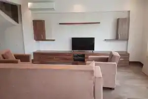 Cristal Villalar, Кемер