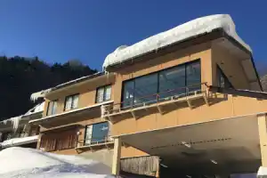 Отель «Nakanoyu Onsen Ryokan», Мацумото