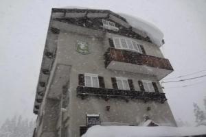 Hotel «Village Enzan», Мёко