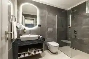 Rossi Luxury Hotel, Ардешен