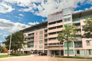 Adina Apartment, Перт