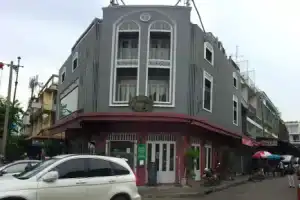 Arom d Hostel, Бангкок