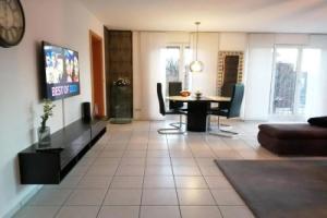 Schicke 2 Zimmer Wohnung, nah an Stuttgart Messe, Flughafen, Остфильдерн