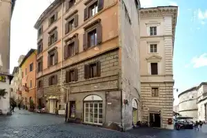 Hotel «Pantheon», Рим