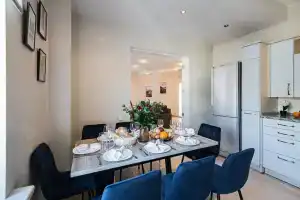 GMApartments (ДжиЭмАпартментс) на улице Арбат 15/43, Москва