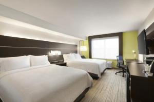 Holiday Inn Express & Suites Sarasota East, An Ihg Hotel, Сарасота