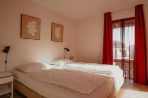 Apartment by the Beach With Sea Views, Эгмонд Аан Зее