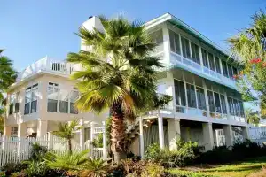 Driftaway by Tybee Vacation Rentals, Тиби-Айленд