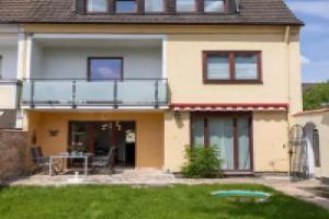 Lahn-Living I - Gartenapartment - modern und hell, Ланштайн