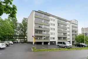1BR Downtown Apartment with Balcony, Ювяскюля