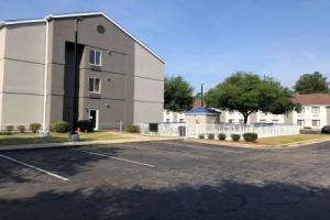 Country Inn & Suites by Radisson, Fayetteville I-95, NC, Фейетвилл