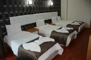 Bulut Hotel, Денизли