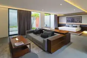 The Bale Phnom Penh Resort, Пномпень