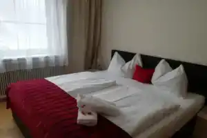 Hotel «Kirchenwirt», Бад-Клайнкирхгайм