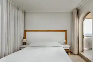 Residence Beach Hotel, Нетания