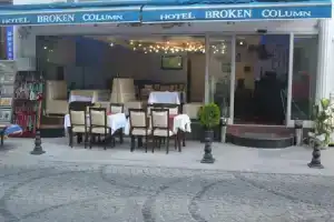 Hotel «Broken Column», Стамбул