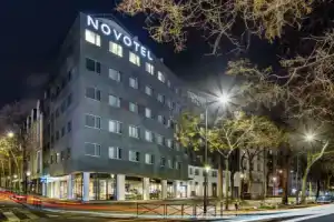 Отель «Novotel Paris 20 Belleville», Париж