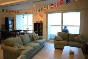 Хостел «1 World Backpackers Dubai», Дубай
